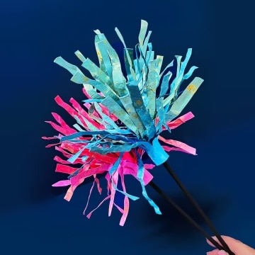 Kid-friendly DIY paper sparklers.