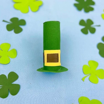 Leprechaun hat craft.